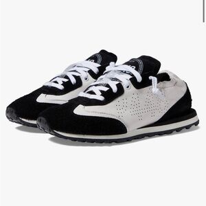 P448 Audry Lace Up Sneakers Black White Size 38